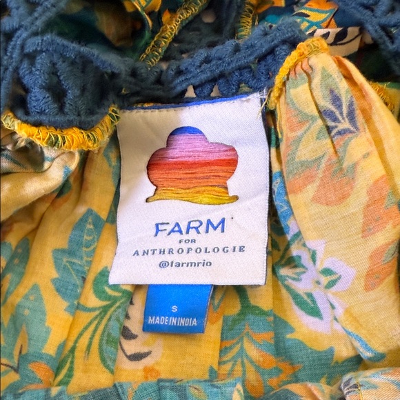 Farm Rio x Anthropologie Lace Inset Peasant Blouse in a tropical print Size S - Picture 6 of 9